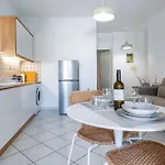 Urban Living Apartman