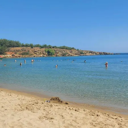 Urban Living خانيا